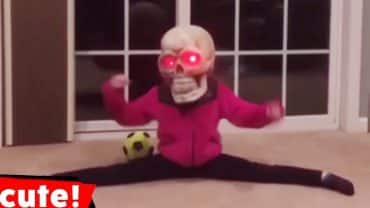 100-Funny-Kids-Videos-Halloween-2018-Compilation-attachment