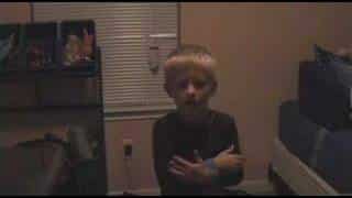 Kid-singing-Britney-Spears-scared-to-death-by-his-mom